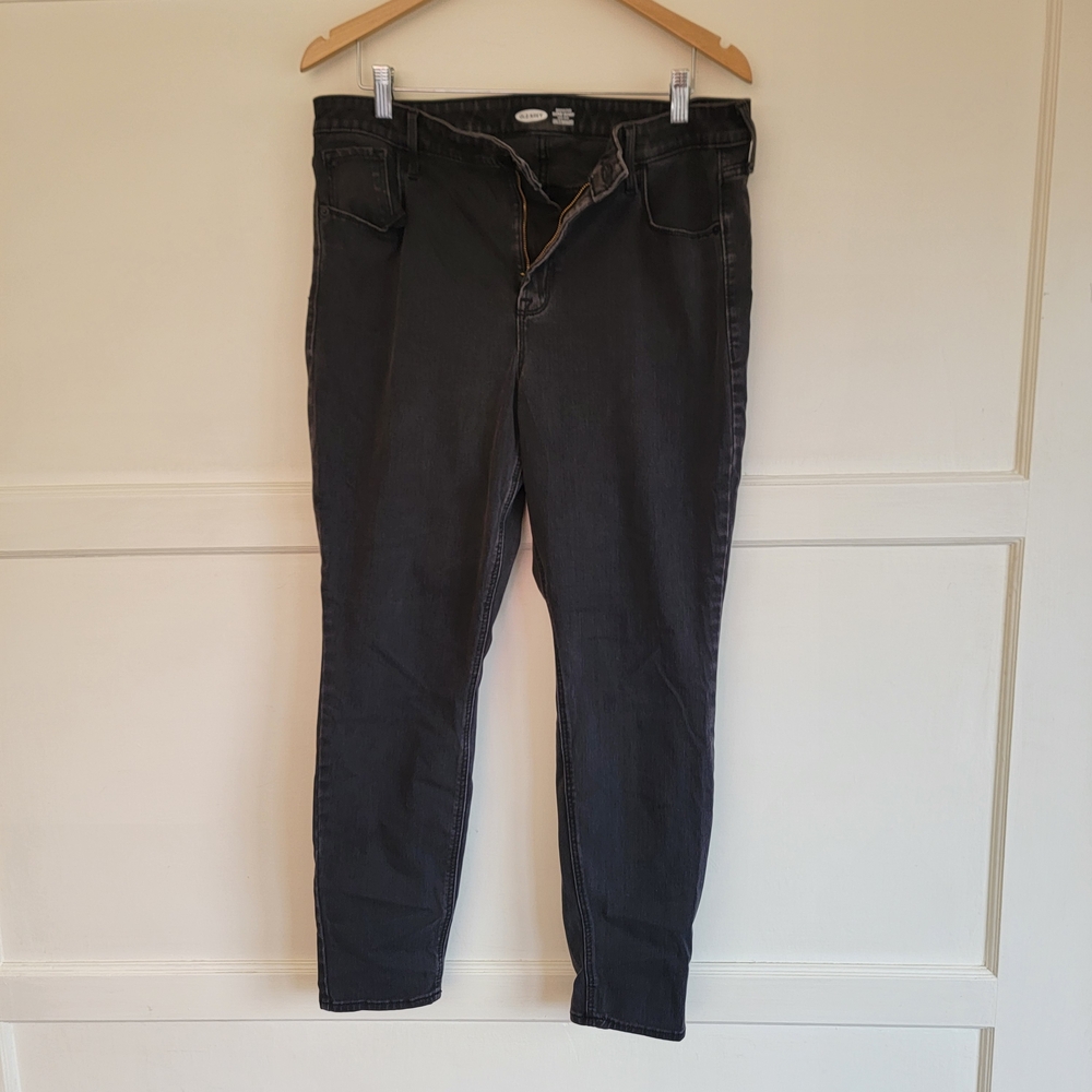 Old Navy Women's Black Skinny Jeans